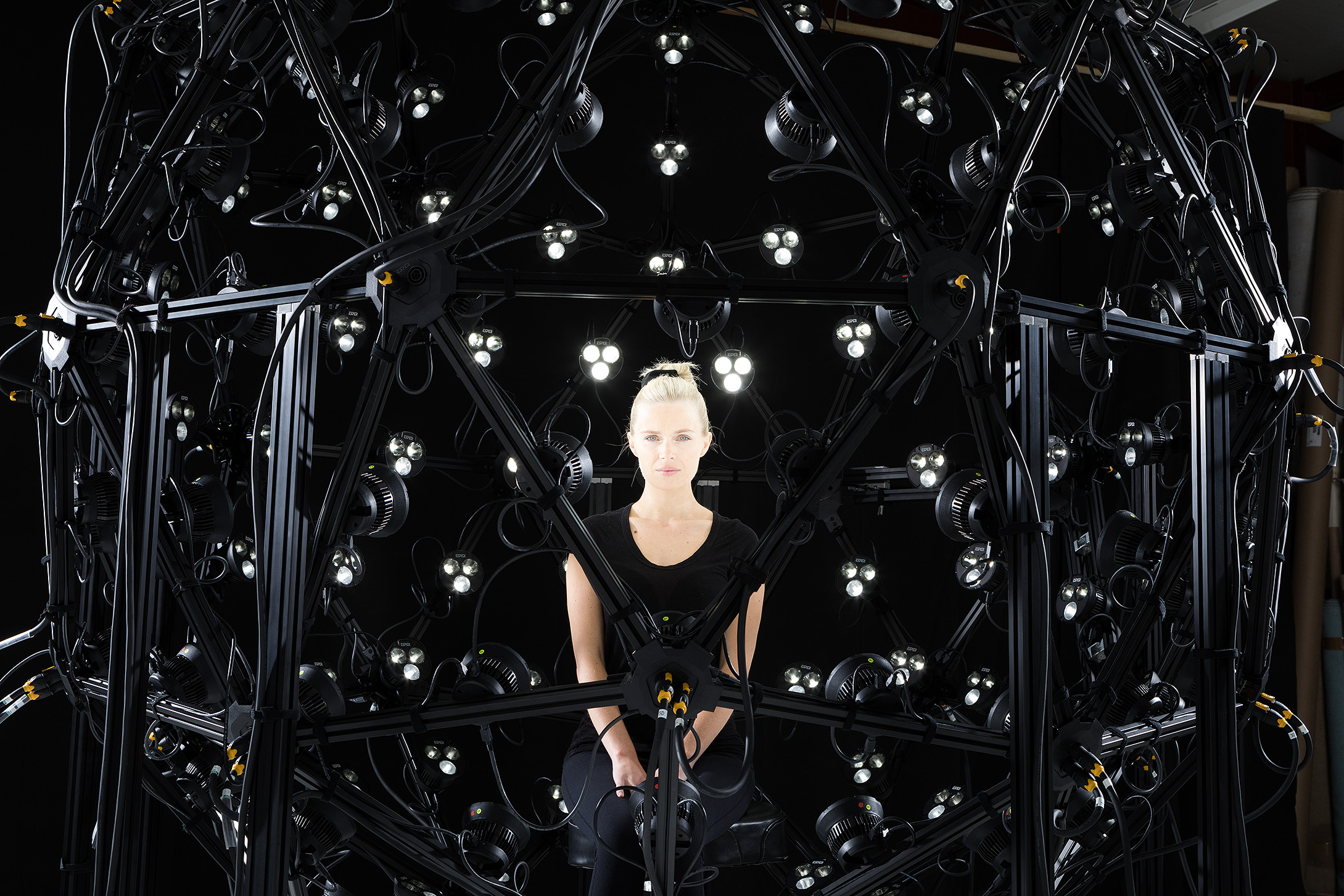 ESPER LightCage