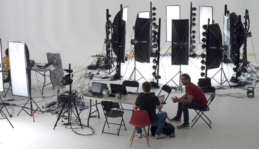 80 cameras 3d scanning array by sample and hold