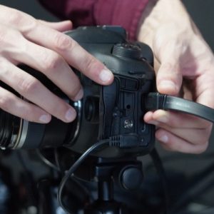 Camera Array Bullet Time Plug in USB cable to each camera.